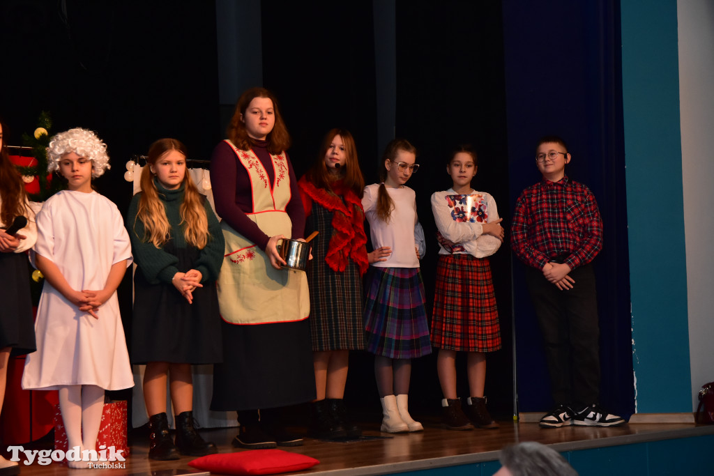 Aby w święta dobro zawsze zwyciężało nad złem. Spotkanie opłatkowe w Cekcynie / ZDJĘCIA