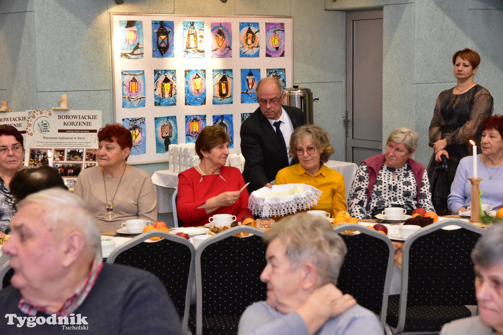 Aby w święta dobro zawsze zwyciężało nad złem. Spotkanie opłatkowe w Cekcynie / ZDJĘCIA