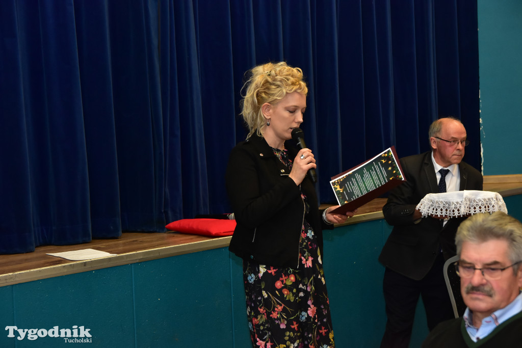 Aby w święta dobro zawsze zwyciężało nad złem. Spotkanie opłatkowe w Cekcynie / ZDJĘCIA