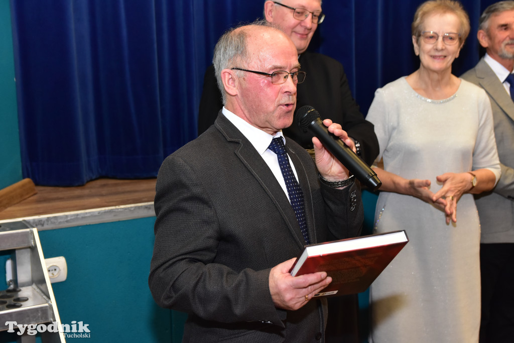 Aby w święta dobro zawsze zwyciężało nad złem. Spotkanie opłatkowe w Cekcynie / ZDJĘCIA