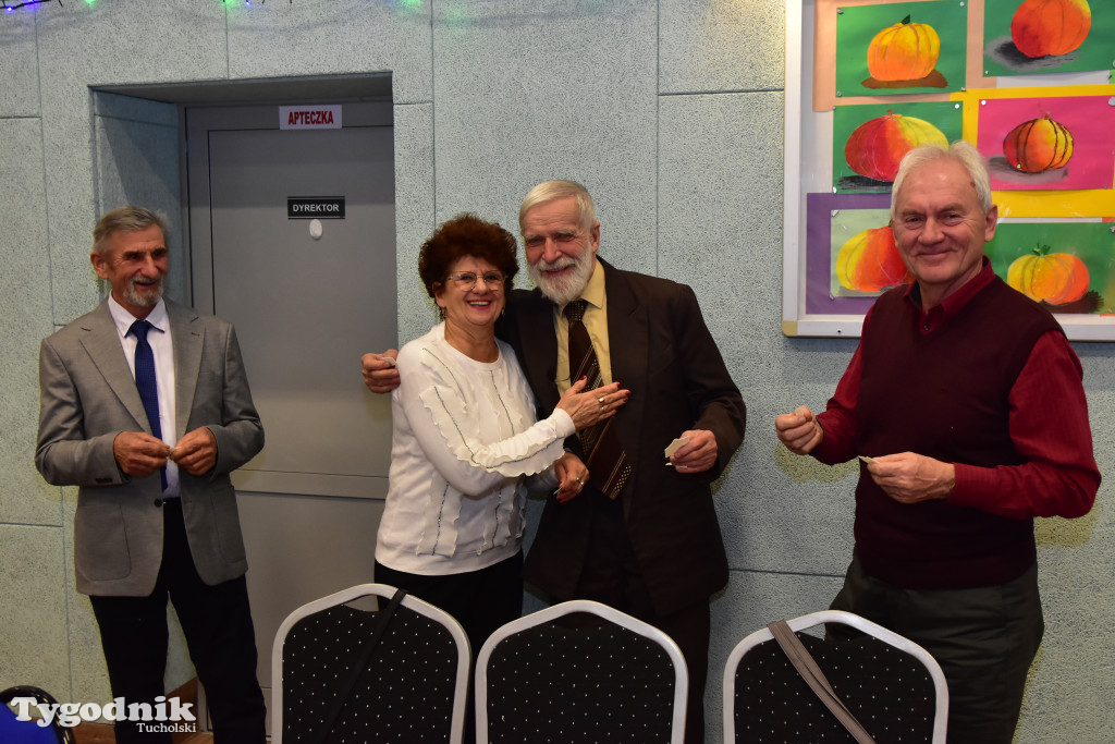 Aby w święta dobro zawsze zwyciężało nad złem. Spotkanie opłatkowe w Cekcynie / ZDJĘCIA