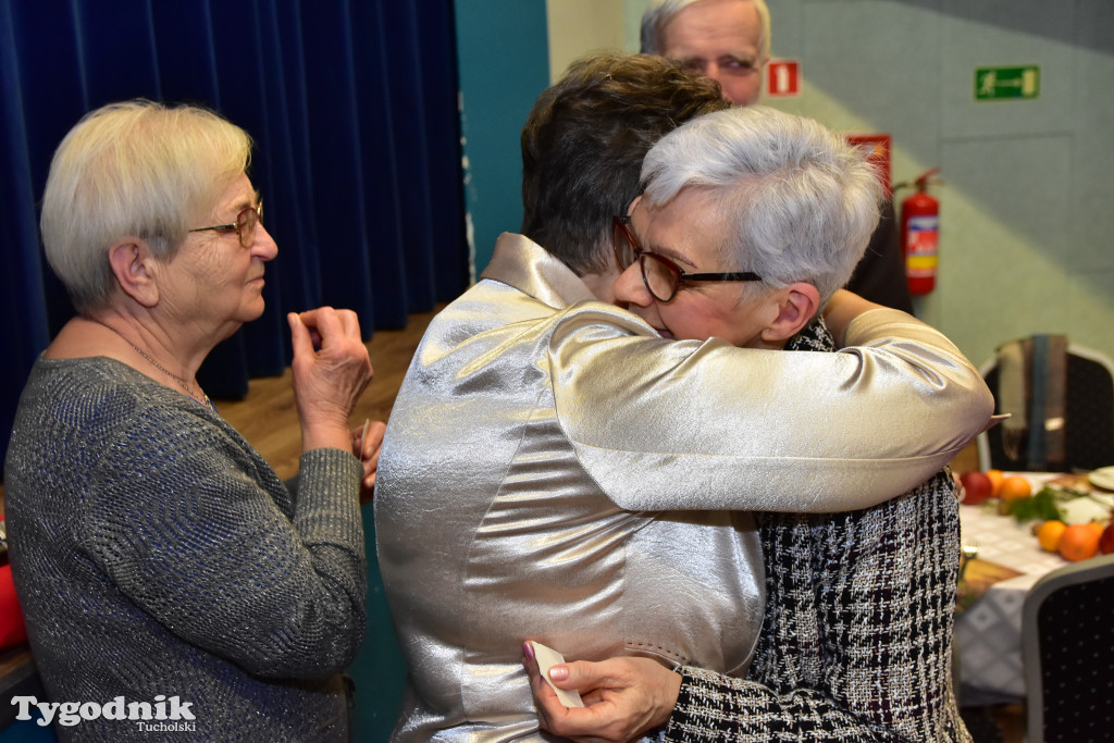 Aby w święta dobro zawsze zwyciężało nad złem. Spotkanie opłatkowe w Cekcynie / ZDJĘCIA