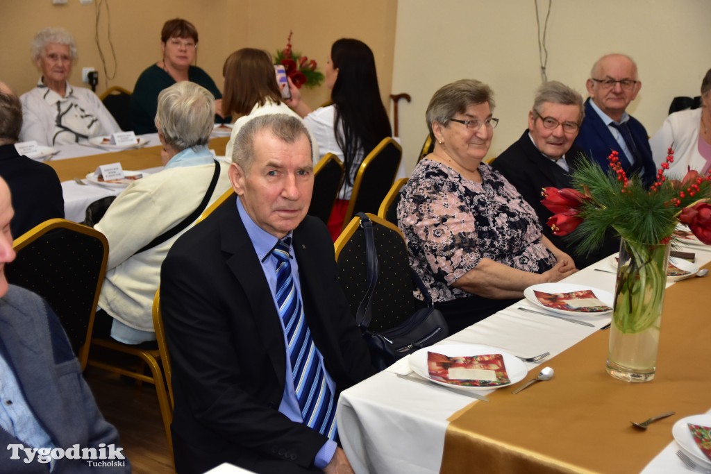 Spotkanie wigilijne osób starszych i działających na ich rzecz w Wielkim Mędromierzu