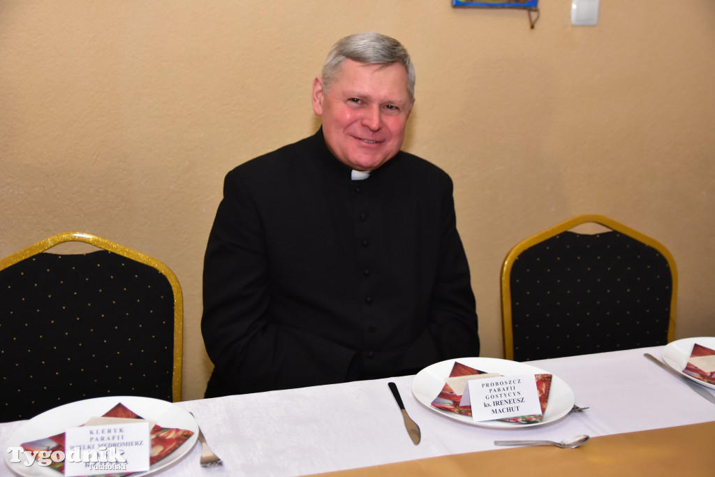 Spotkanie wigilijne osób starszych i działających na ich rzecz w Wielkim Mędromierzu