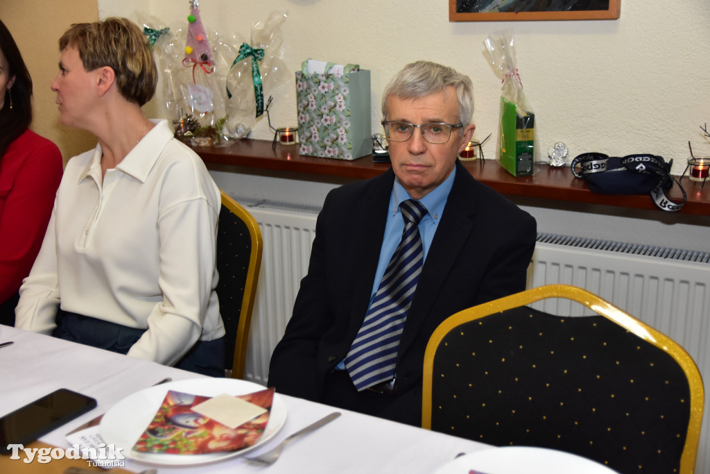 Spotkanie wigilijne osób starszych i działających na ich rzecz w Wielkim Mędromierzu