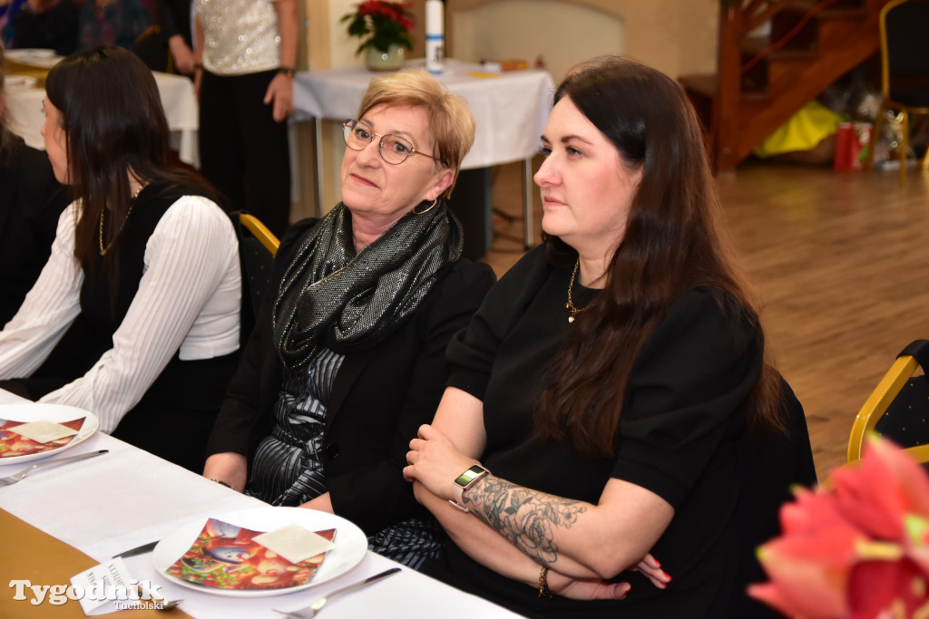 Spotkanie wigilijne osób starszych i działających na ich rzecz w Wielkim Mędromierzu