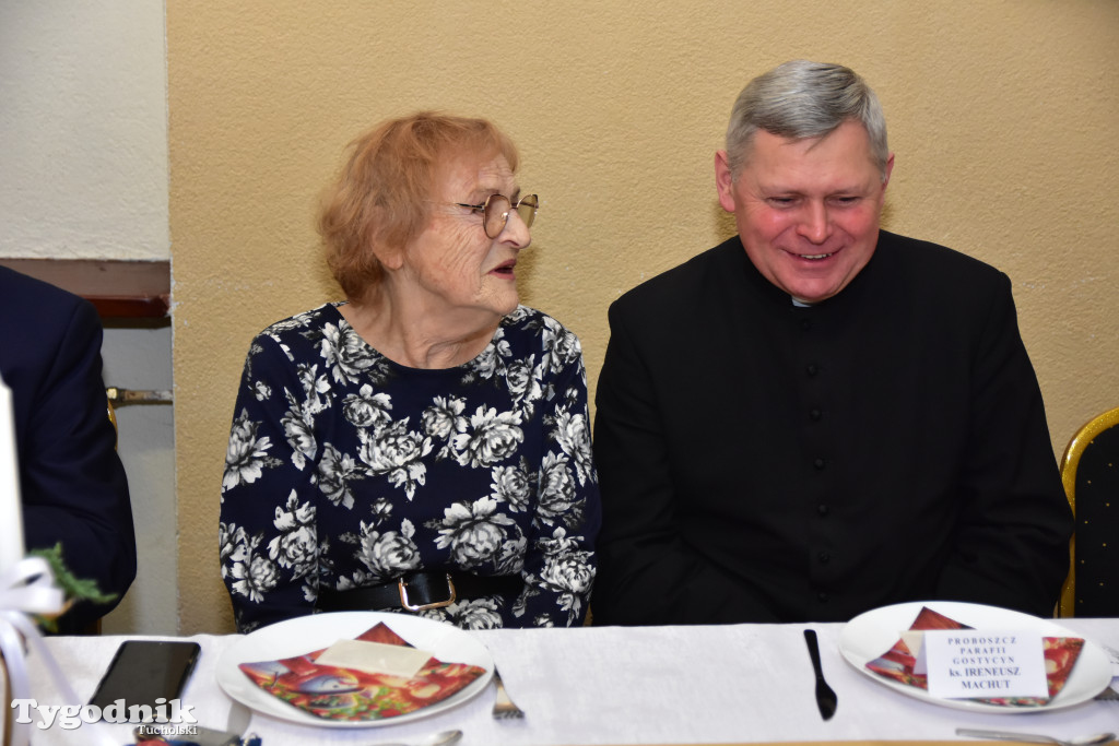 Spotkanie wigilijne osób starszych i działających na ich rzecz w Wielkim Mędromierzu