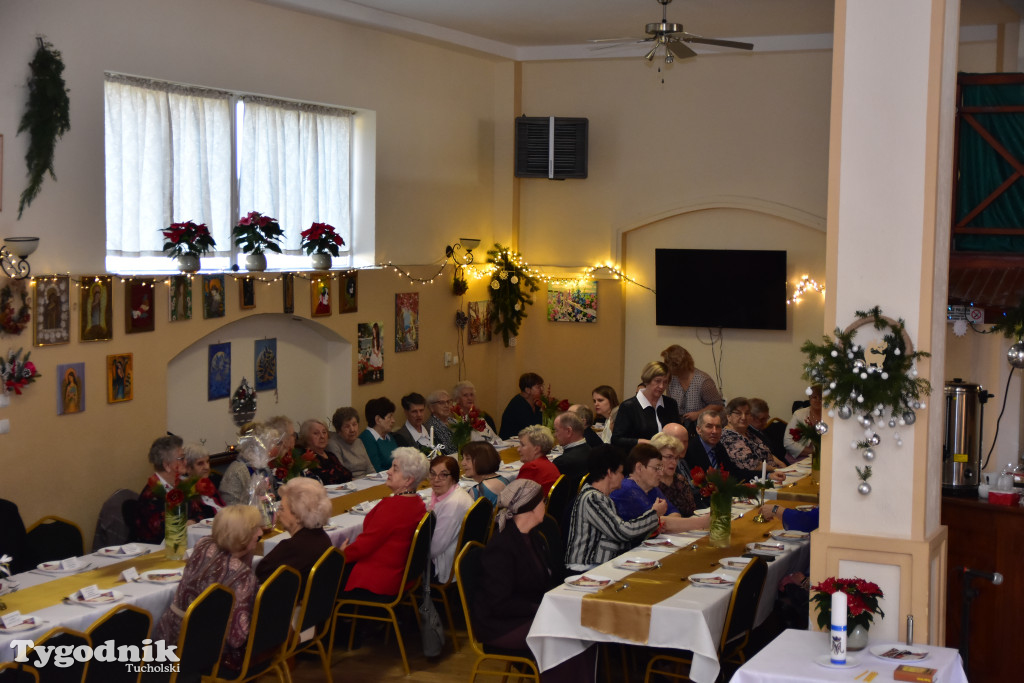 Spotkanie wigilijne osób starszych i działających na ich rzecz w Wielkim Mędromierzu