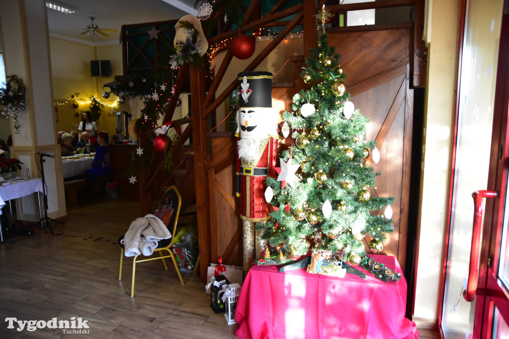 Spotkanie wigilijne osób starszych i działających na ich rzecz w Wielkim Mędromierzu