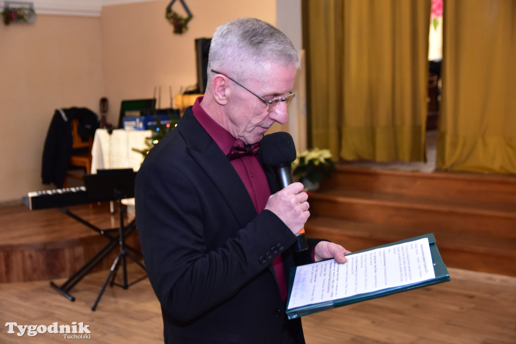 Spotkanie wigilijne osób starszych i działających na ich rzecz w Wielkim Mędromierzu