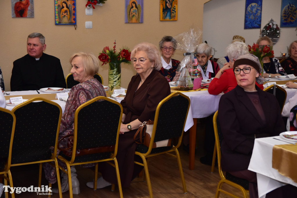Spotkanie wigilijne osób starszych i działających na ich rzecz w Wielkim Mędromierzu