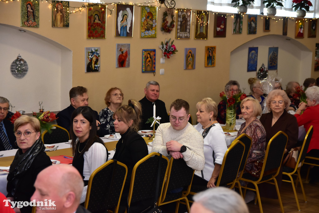 Spotkanie wigilijne osób starszych i działających na ich rzecz w Wielkim Mędromierzu