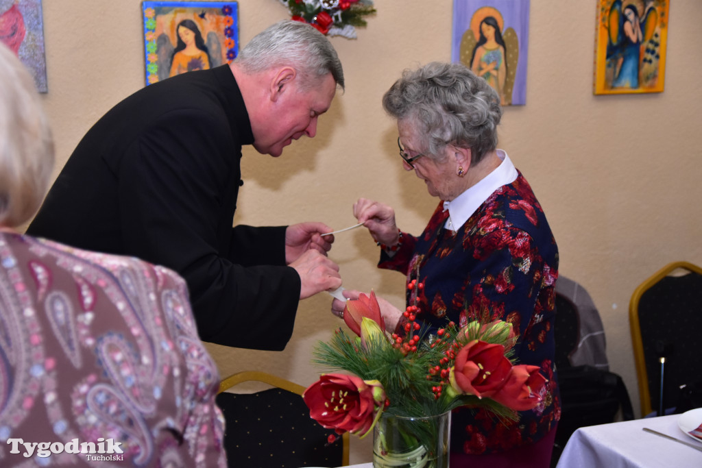 Spotkanie wigilijne osób starszych i działających na ich rzecz w Wielkim Mędromierzu