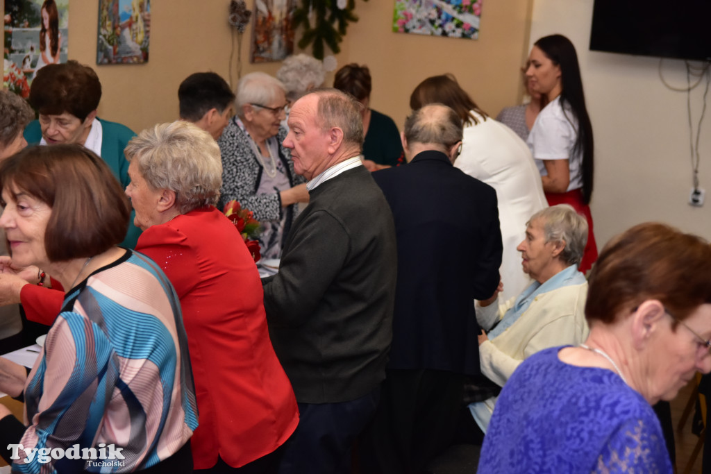 Spotkanie wigilijne osób starszych i działających na ich rzecz w Wielkim Mędromierzu