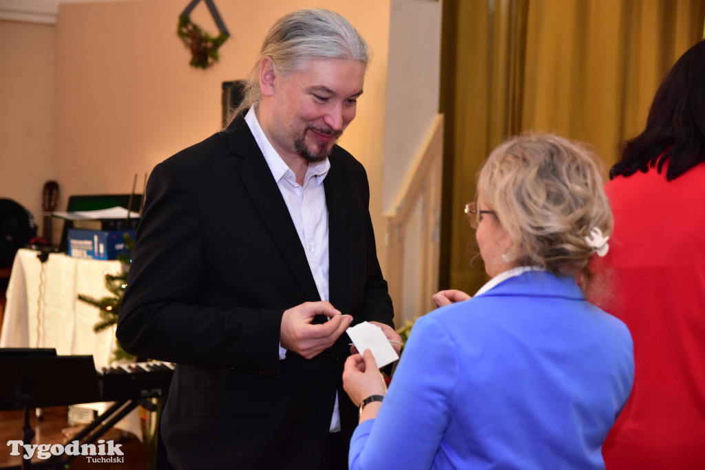 Spotkanie wigilijne osób starszych i działających na ich rzecz w Wielkim Mędromierzu