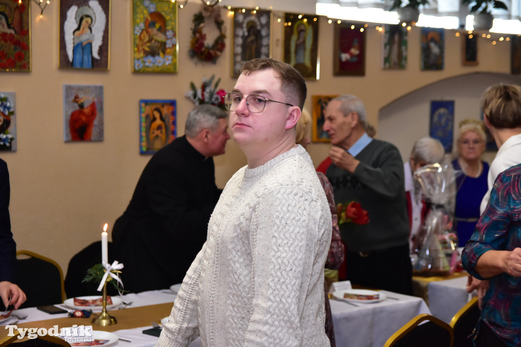 Spotkanie wigilijne osób starszych i działających na ich rzecz w Wielkim Mędromierzu