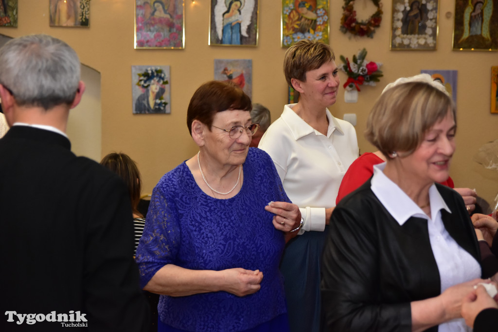 Spotkanie wigilijne osób starszych i działających na ich rzecz w Wielkim Mędromierzu