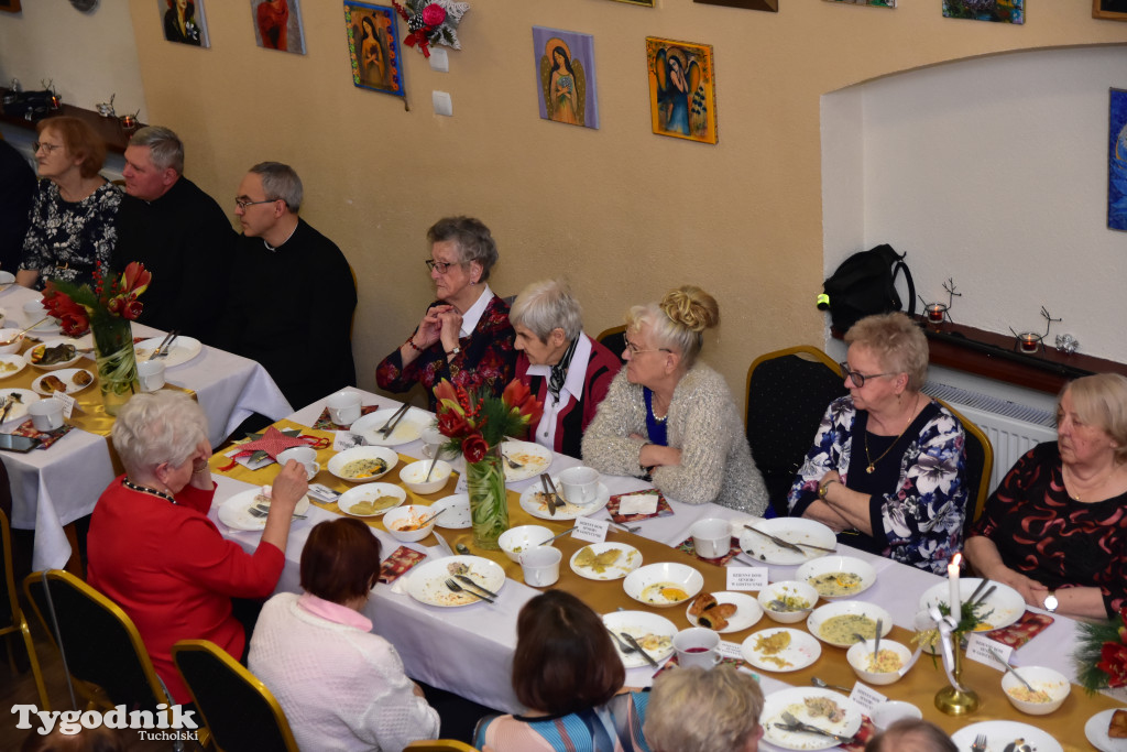 Spotkanie wigilijne osób starszych i działających na ich rzecz w Wielkim Mędromierzu