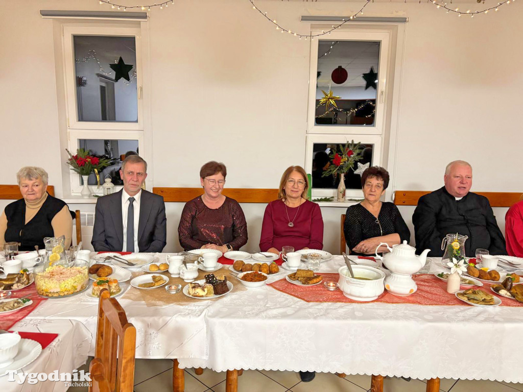 Społeczność Legbąda na wspólnej wigilii