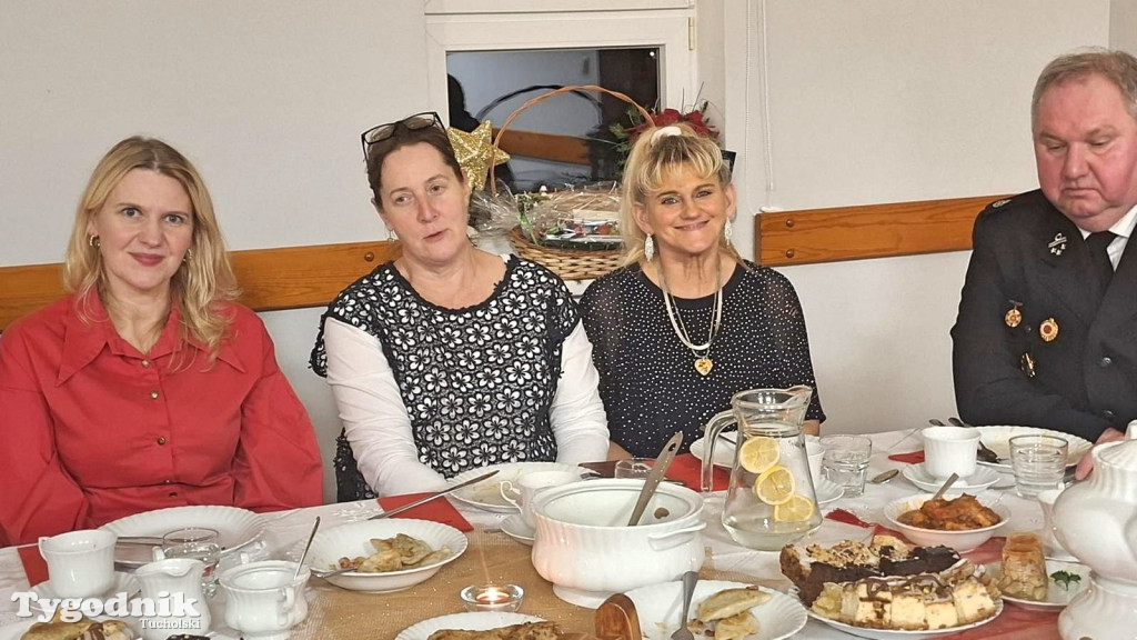 Społeczność Legbąda na wspólnej wigilii