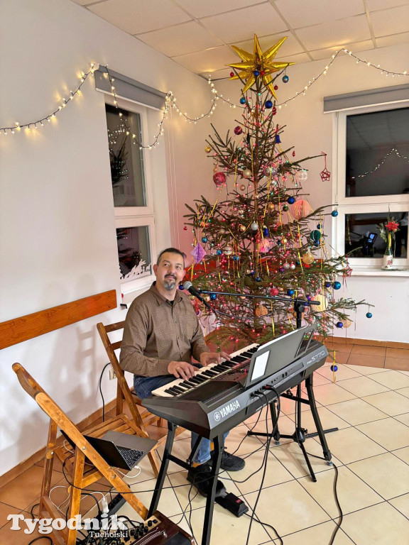 Społeczność Legbąda na wspólnej wigilii