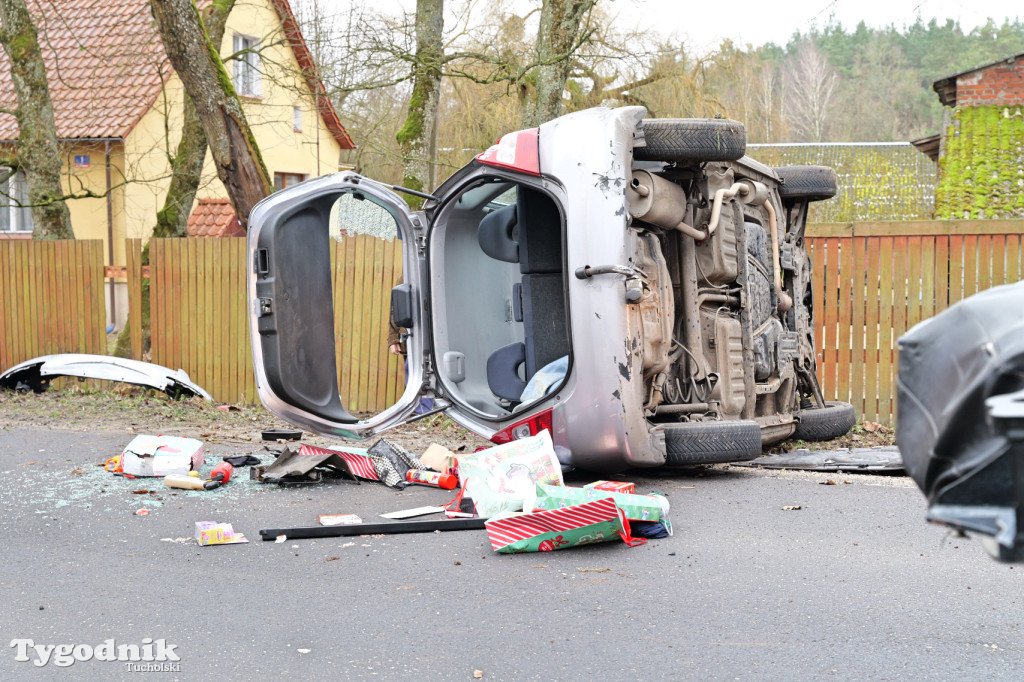 26 grudnia. Wypadek w Plaskoszu. Na miejscu LPR