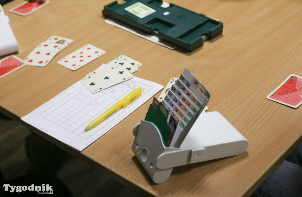 Brydż - roczne podsumowanie Turniejów Piątkowych