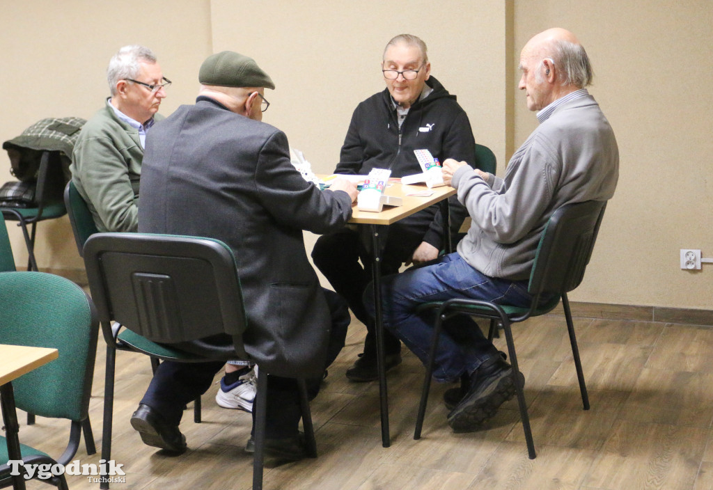 Brydż - roczne podsumowanie Turniejów Piątkowych