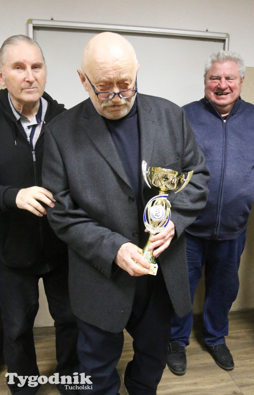 Brydż - roczne podsumowanie Turniejów Piątkowych