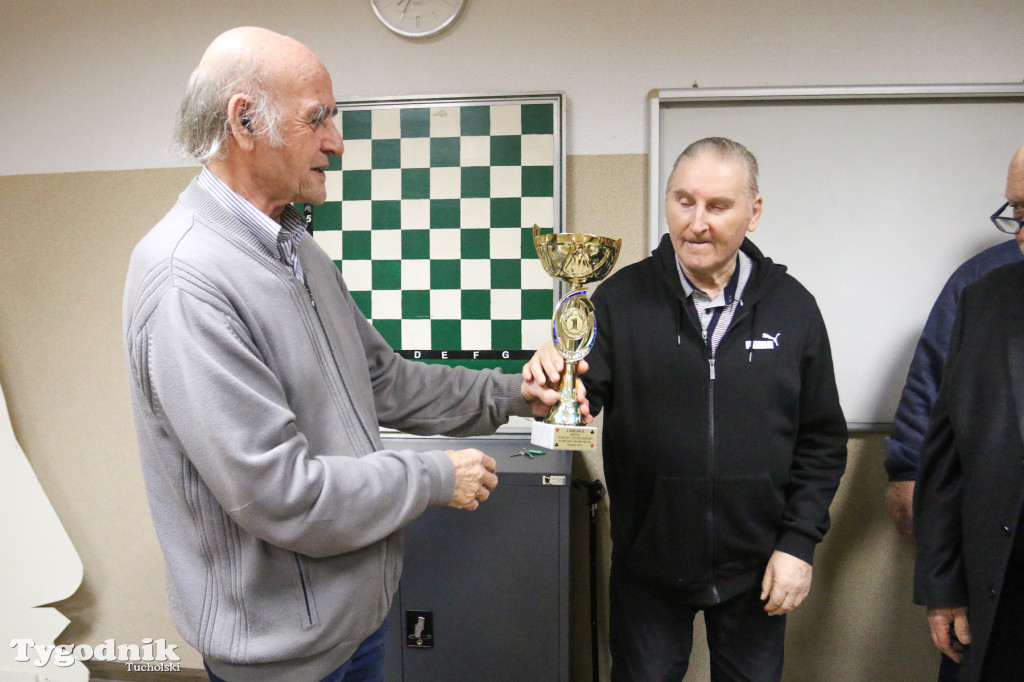 Brydż - roczne podsumowanie Turniejów Piątkowych