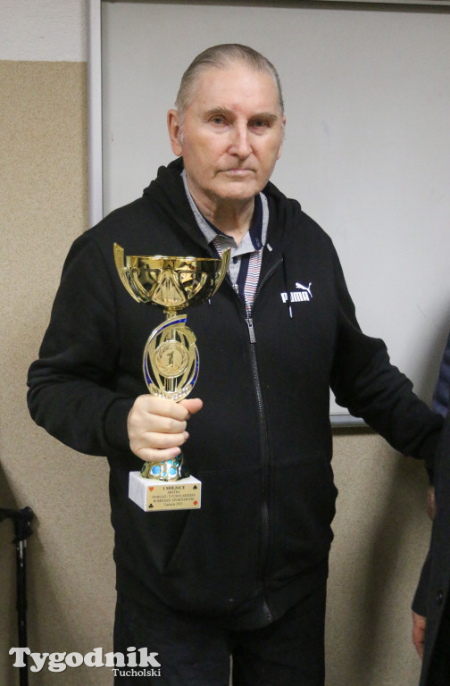 Brydż - roczne podsumowanie Turniejów Piątkowych