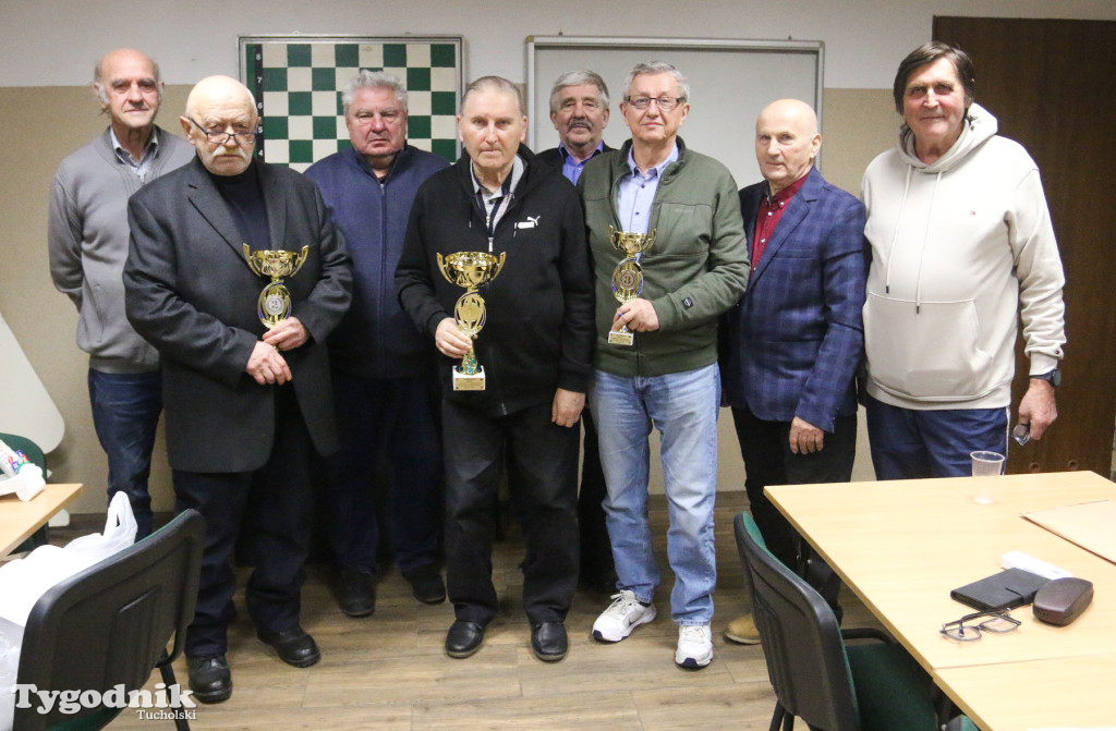 Brydż - roczne podsumowanie Turniejów Piątkowych