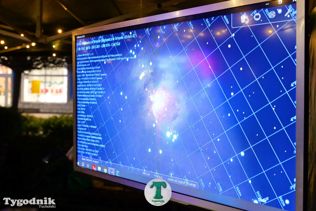 Obserwacje nieba na rynku w Tucholi z Mikołajem Janowicem