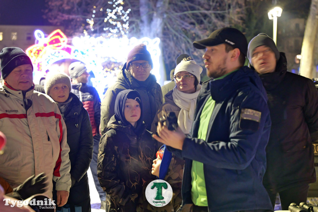 Obserwacje nieba na rynku w Tucholi z Mikołajem Janowicem