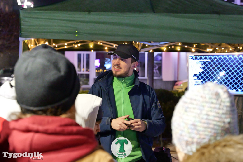 Obserwacje nieba na rynku w Tucholi z Mikołajem Janowicem