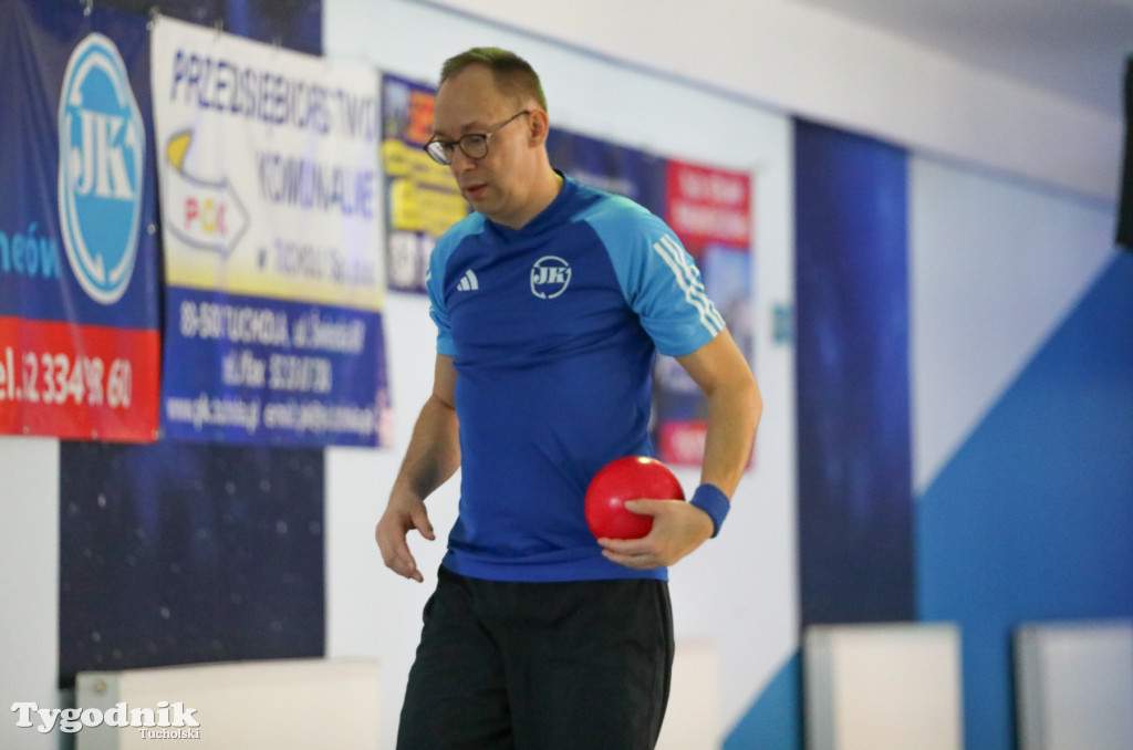 Gminna liga kręglarska: wyrównana czołówka w obu klasyfikacjach