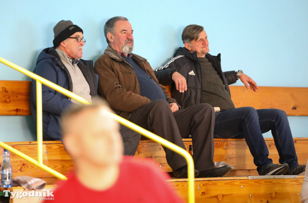 Gminna liga kręglarska: wyrównana czołówka w obu klasyfikacjach