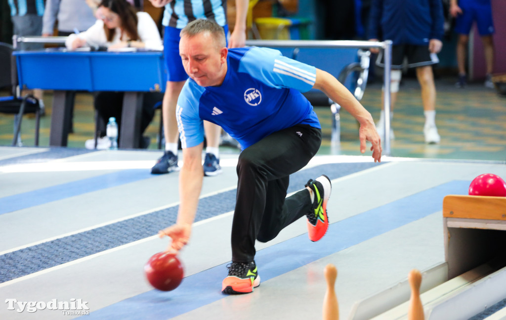 Gminna liga kręglarska: wyrównana czołówka w obu klasyfikacjach