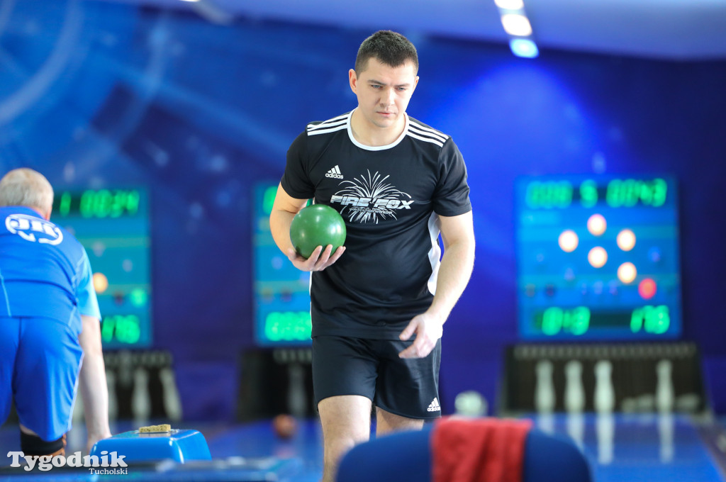 Gminna liga kręglarska: wyrównana czołówka w obu klasyfikacjach
