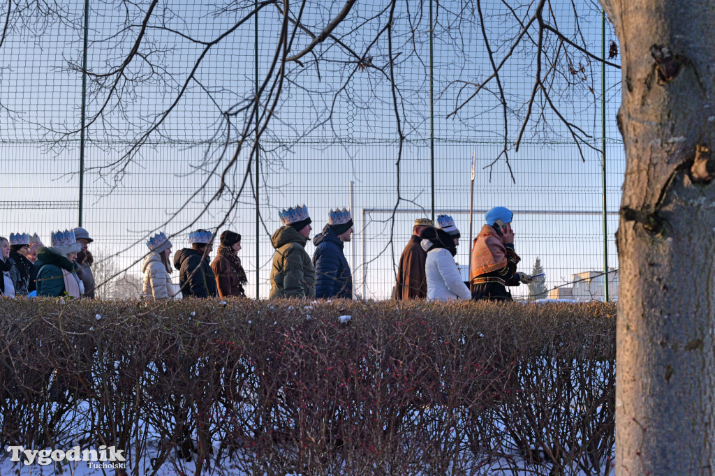 Orszak Trzech Króli w Gostycynie i setki ludzi