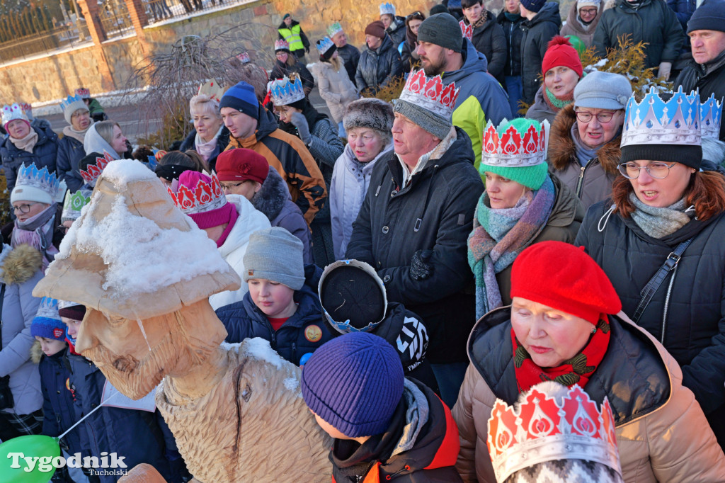 Orszak Trzech Króli w Gostycynie i setki ludzi