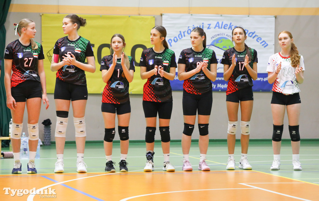 Siatkówka: kadetki przegrały, ale zagrają w ścisłym finale ligi