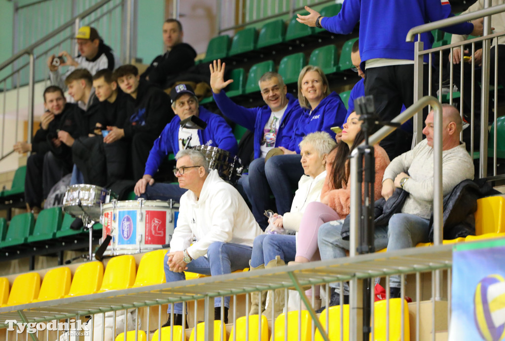 Siatkówka: kadetki przegrały, ale zagrają w ścisłym finale ligi