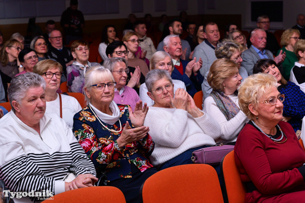 TOK rozbrzmiał kolędą i piosenką świąteczną