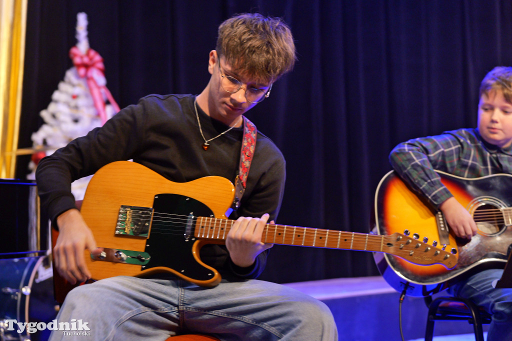 TOK rozbrzmiał kolędą i piosenką świąteczną