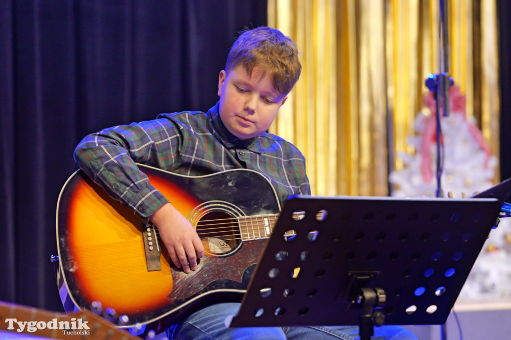 TOK rozbrzmiał kolędą i piosenką świąteczną