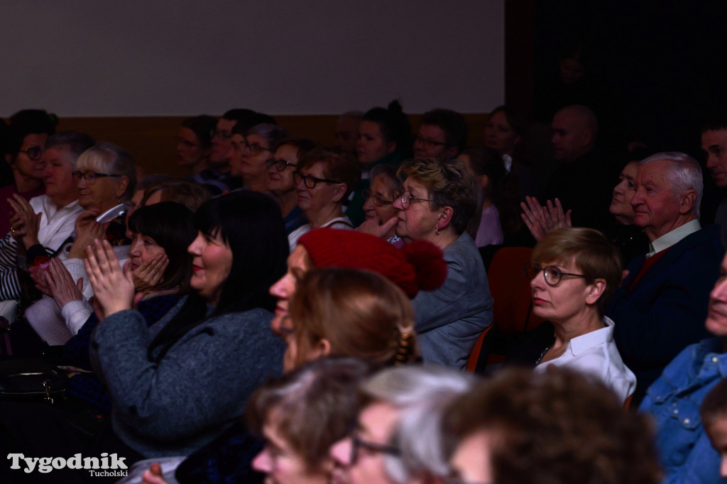 TOK rozbrzmiał kolędą i piosenką świąteczną