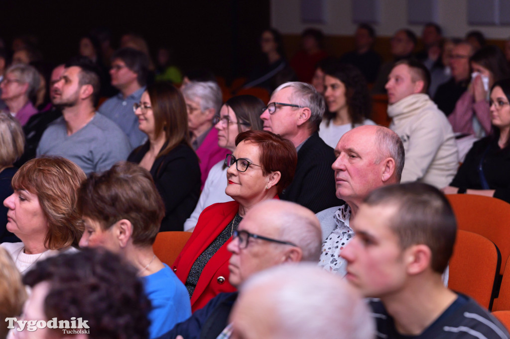 TOK rozbrzmiał kolędą i piosenką świąteczną