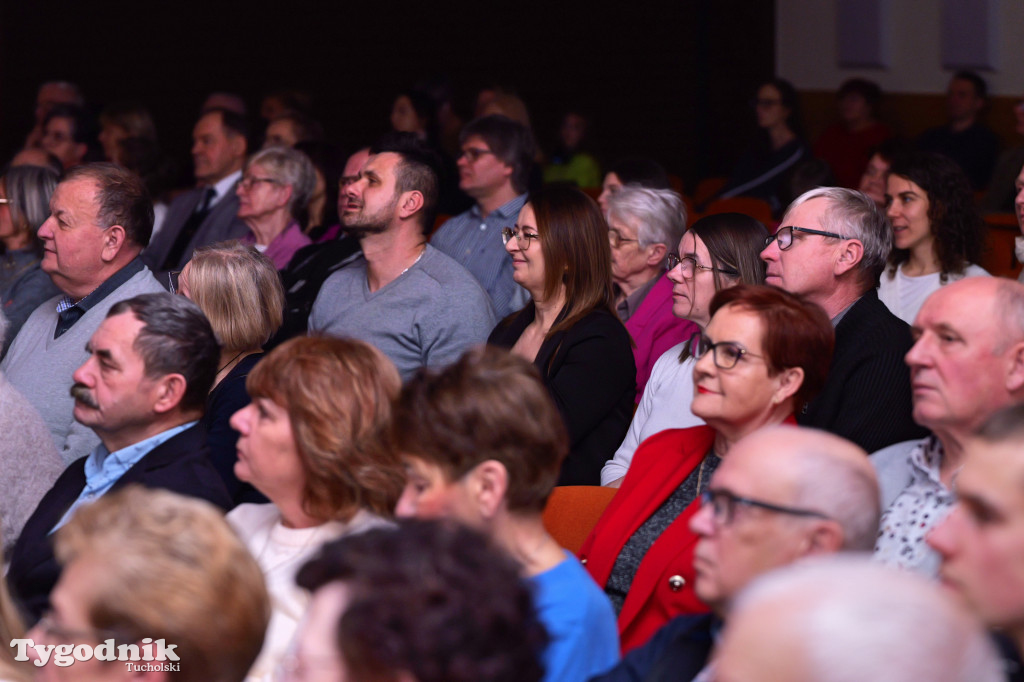 TOK rozbrzmiał kolędą i piosenką świąteczną