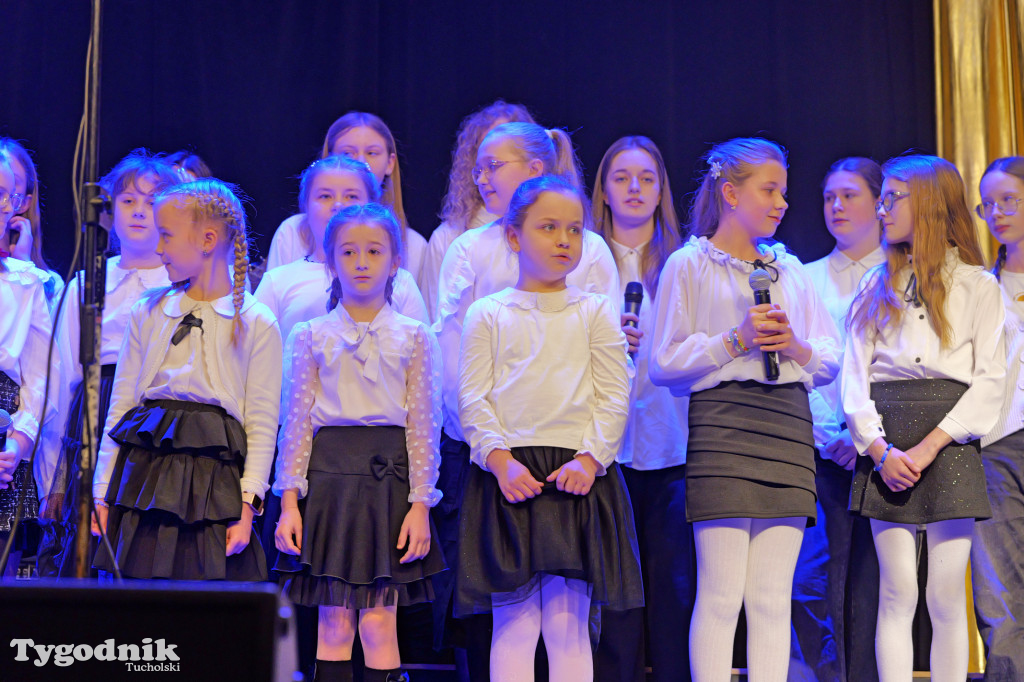 TOK rozbrzmiał kolędą i piosenką świąteczną